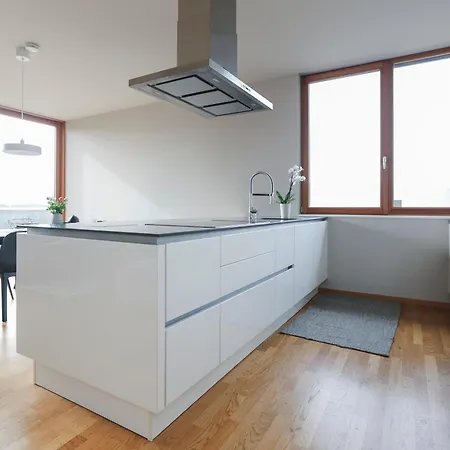 Fantastische Penthousewohnung Mit 100 M2 Klimatisiert דירה